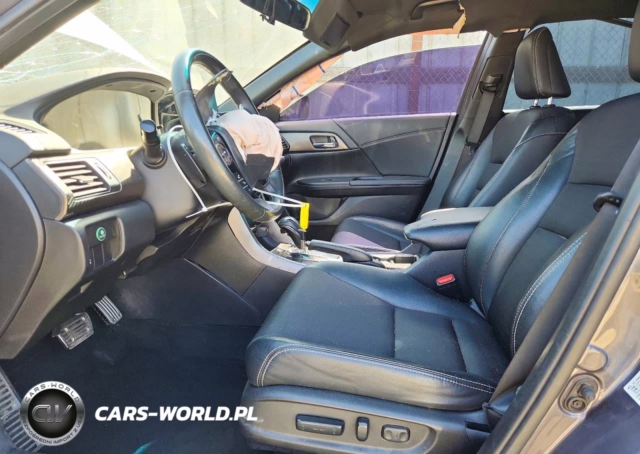 2017 Honda Accord Sport VIN:1HGCR2F54HA255243 - 7
