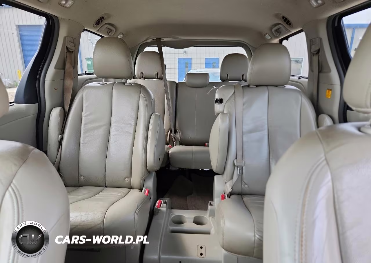 2011 Toyota Sienna Le VIN:5TDKK3DC6BS066934 - 10