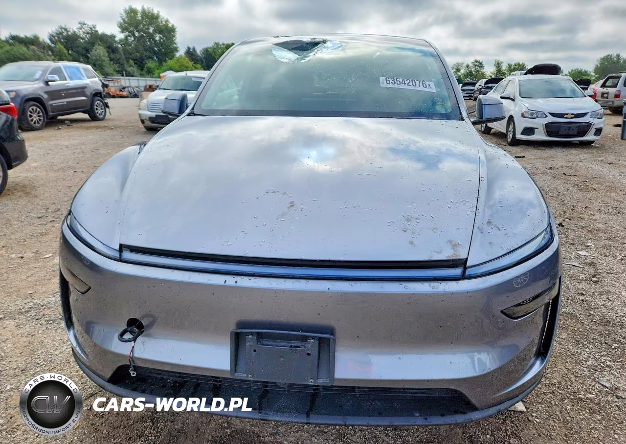 2026 Tesla Model Y VIN:7SAYGDEE7TF327272 - 5