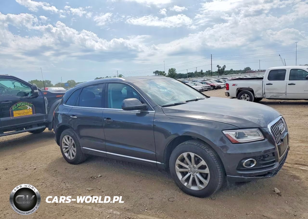 2015 Audi Q5 Premium Plus VIN:WA1LFAFP4FA091440 - 4