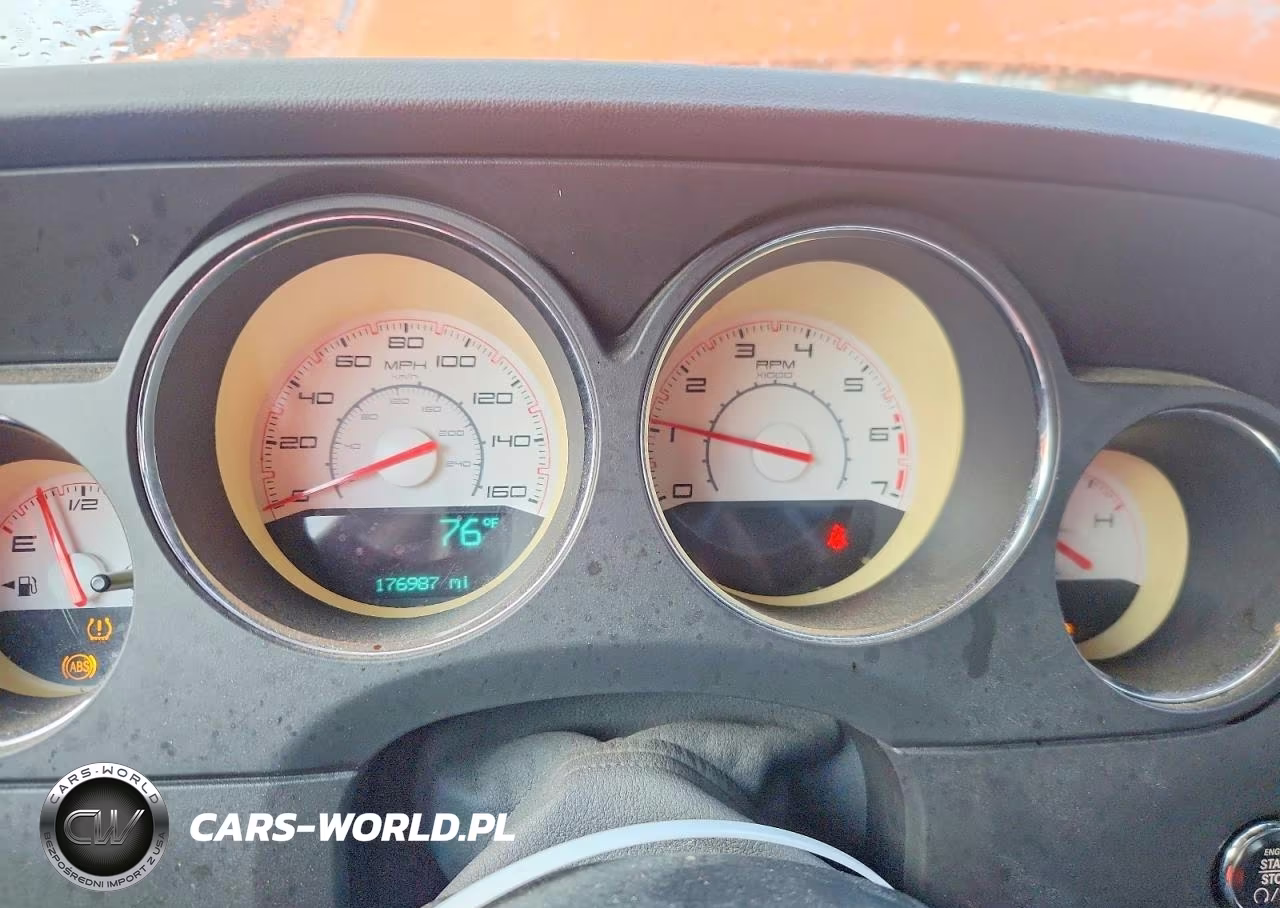 2014 Dodge Challenger R-T VIN:2C3CDYBT6EH213128 - 9