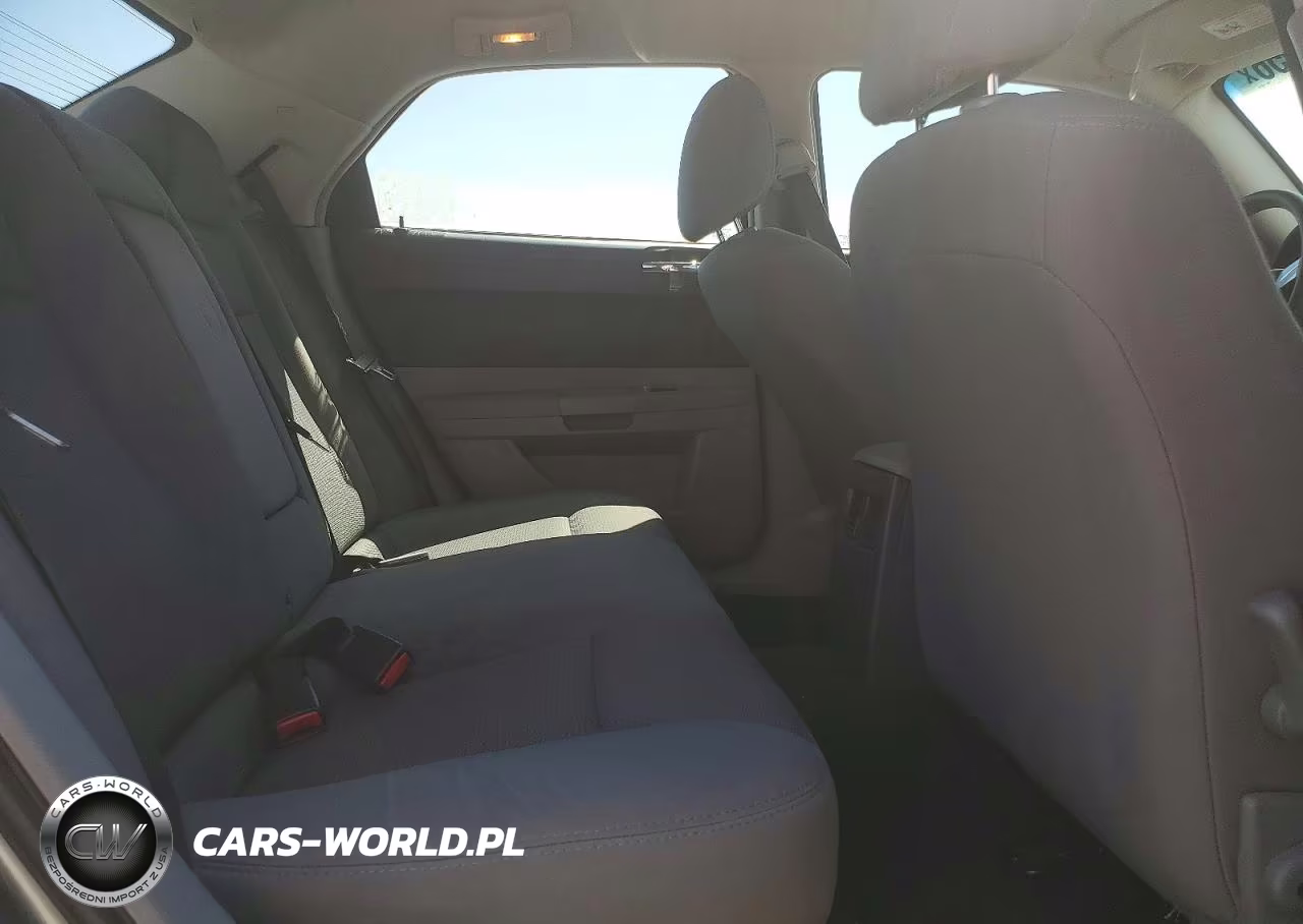 2006 Chrysler 300 VIN:2C3LA43R46H152156 - 10