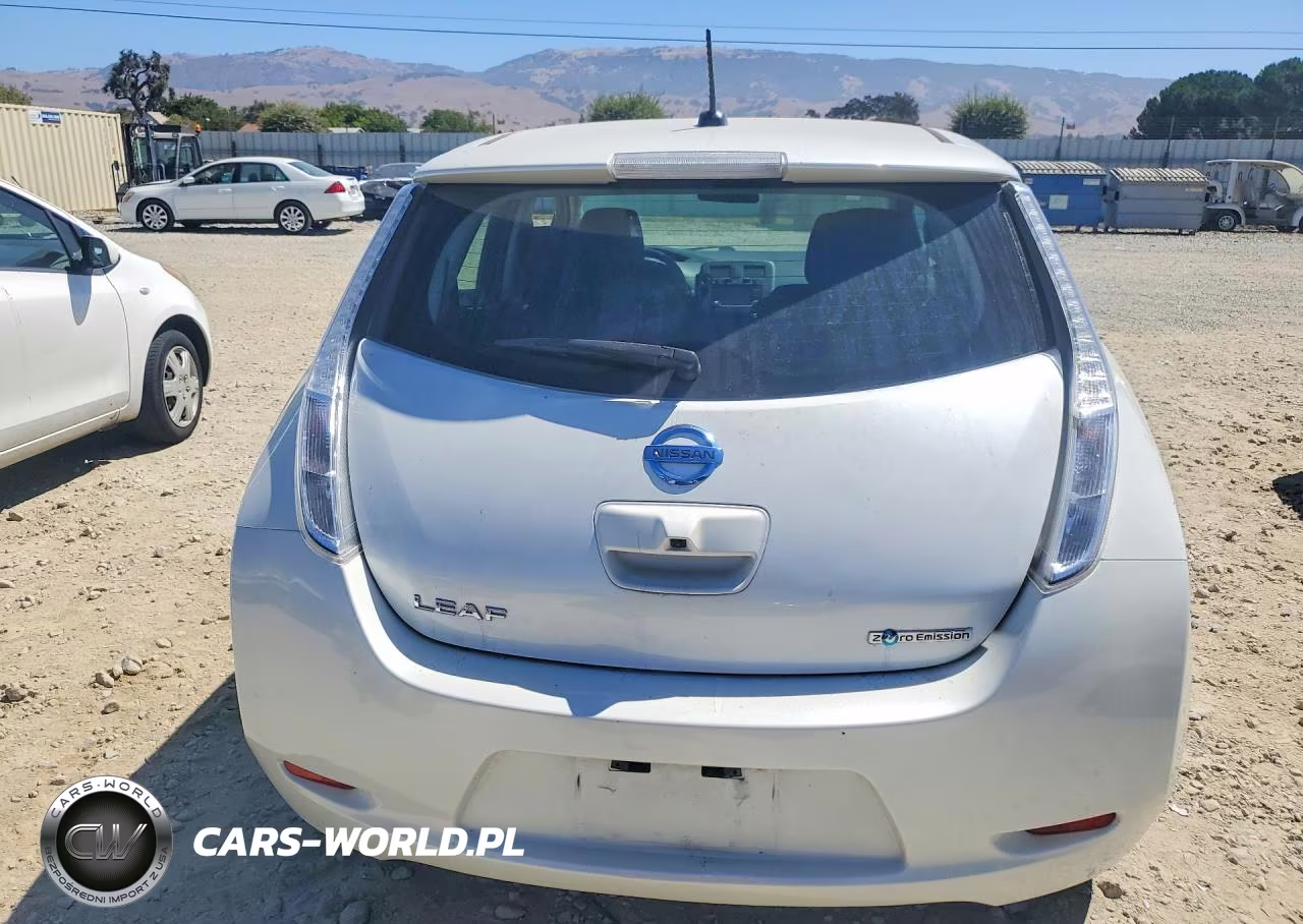 2016 Nissan Leaf S VIN:1N4AZ0CP5GC303082 - 6