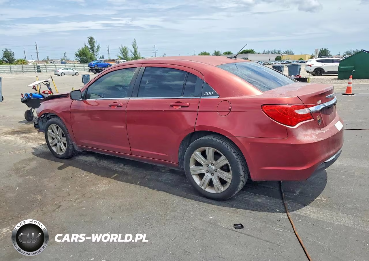 2013 Chrysler 200 Lx VIN:1C3CCBAB2DN697880 - 2