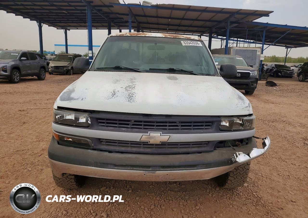 2001 Chevrolet Silverado C1500 VIN:2GCEC19W611396676 - 5
