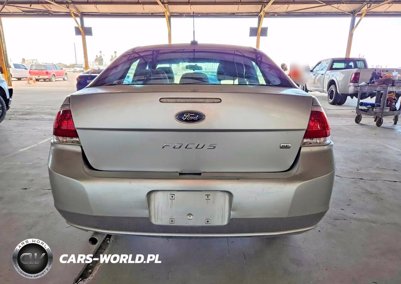 2010 Ford Focus Se VIN:1FAHP3FN6AW269983 - 6