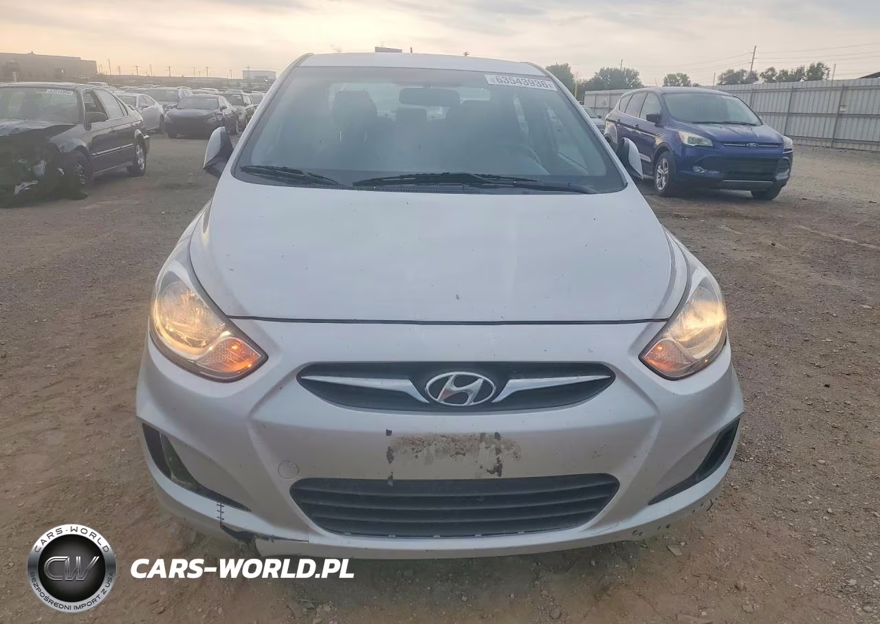 2013 Hyundai Accent Gls VIN:KMHCT4AE3DU335639 - 5