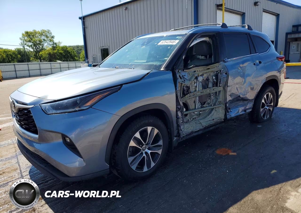 2021 Toyota Highlander Xle – zdjęcie 1 z 14