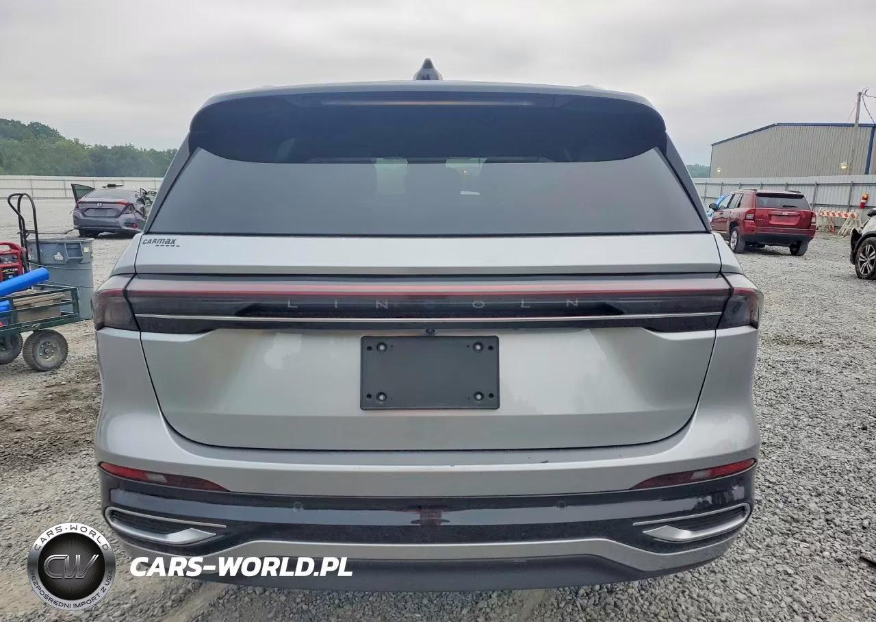 2025 Lincoln Nautilus Black Label VIN:5LMPJ9J44SJ882099 - 6