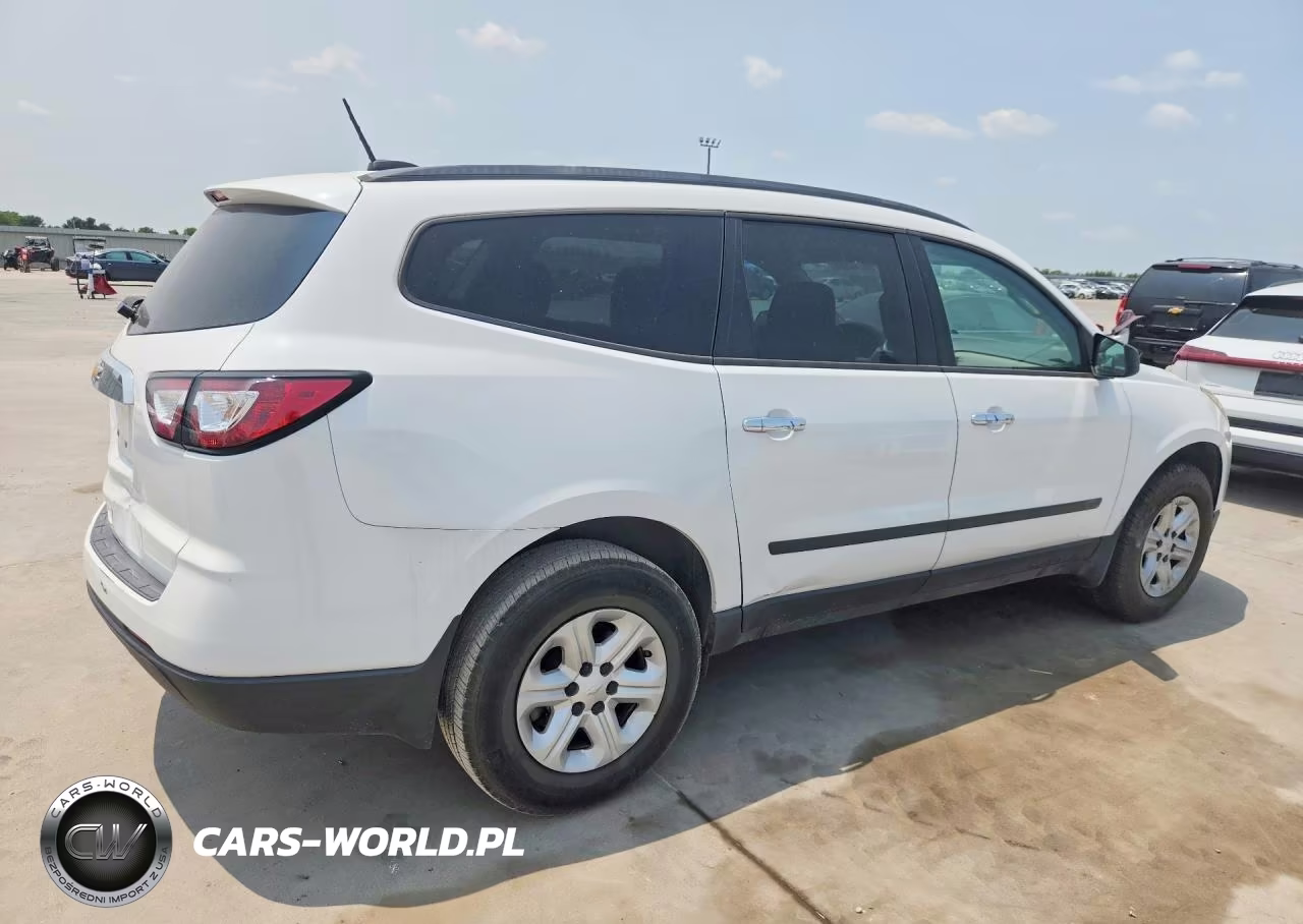 2017 Chevrolet Traverse Ls VIN:1GNKRFED4HJ153619 - 3