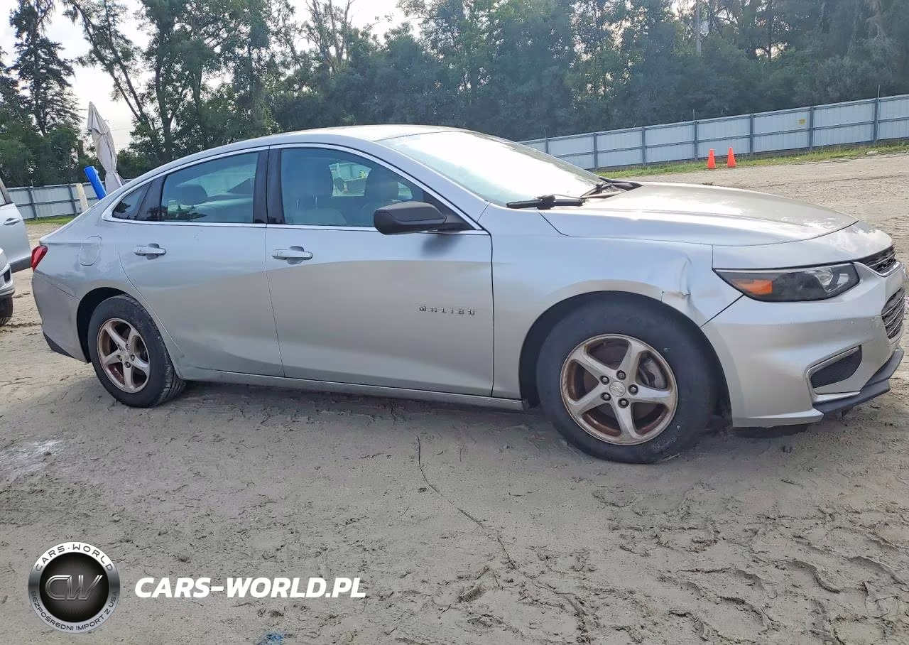 2016 Chevrolet Malibu Ls VIN:1G1ZB5ST6GF187458 - 4
