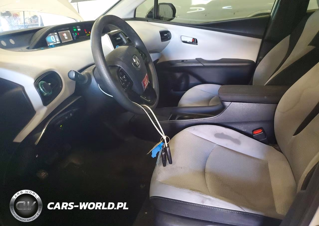 2019 Toyota Prius Le VIN:JTDKARFUXK3085239 - 7