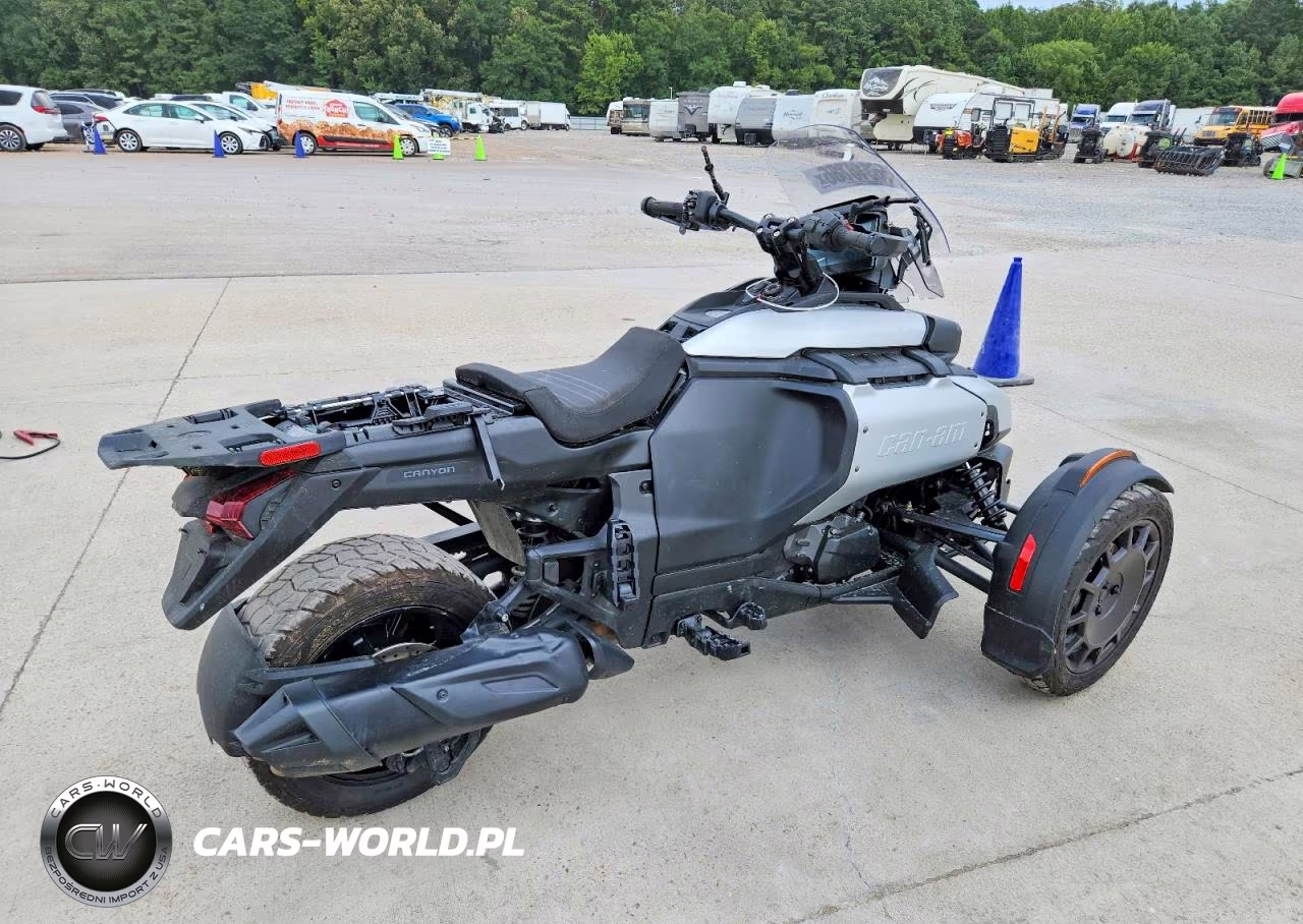 2025 Can-Am Canyon Motorcycle VIN:2BXBKDD25SV000095 - 4