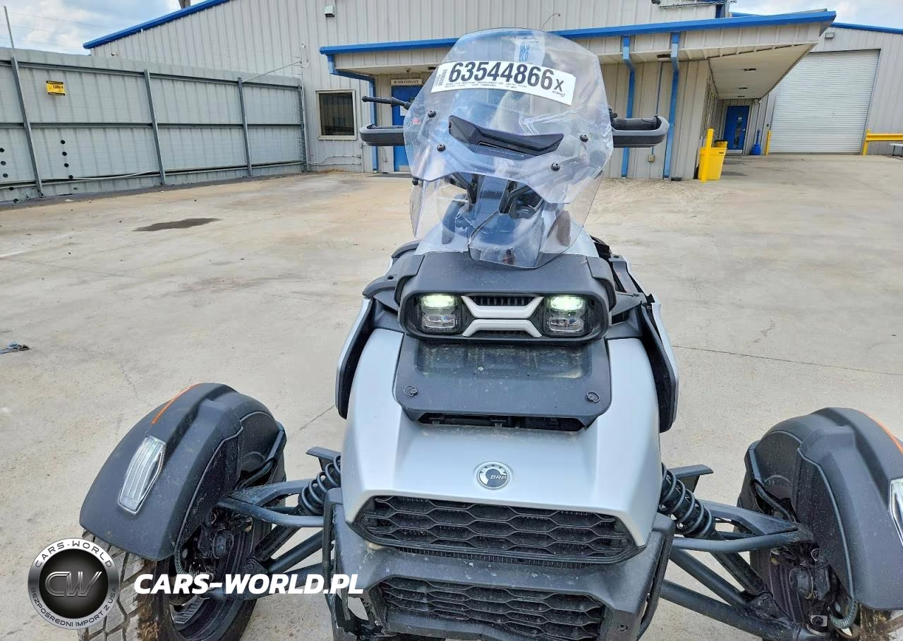 2025 Can-Am Canyon Motorcycle VIN:2BXBKDD25SV000095 - 9