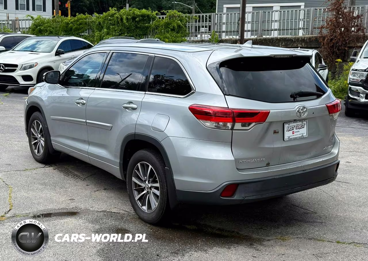 2017 Toyota Highlander Xle VIN:5TDJZRFHXHS398290 - 2