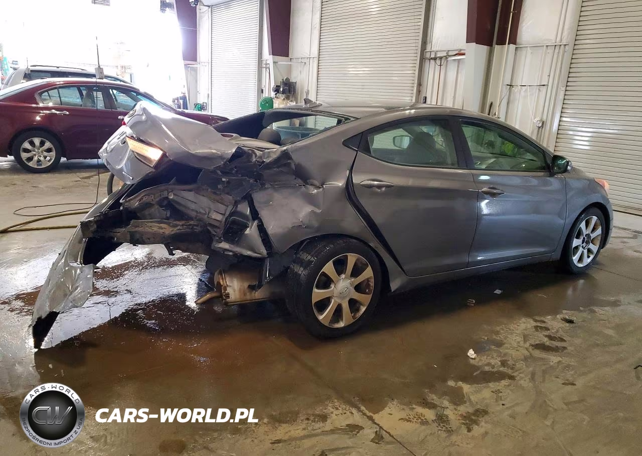 2011 Hyundai Elantra Limited VIN:5NPDH4AE8BH056866 - 3