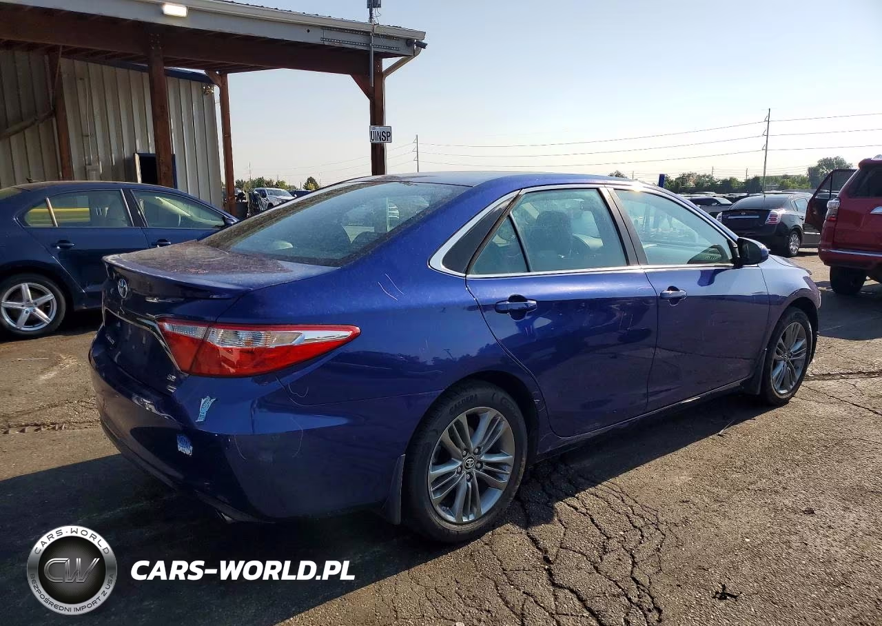 2016 Toyota Camry Se VIN:4T1BF1FK5GU998893 - 3