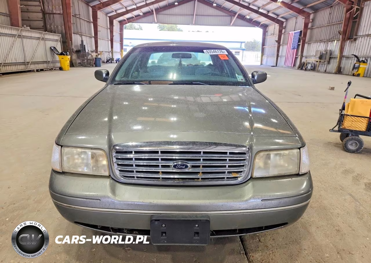 2001 Ford Crown Victoria VIN:2FAFP73W21X124942 - 5