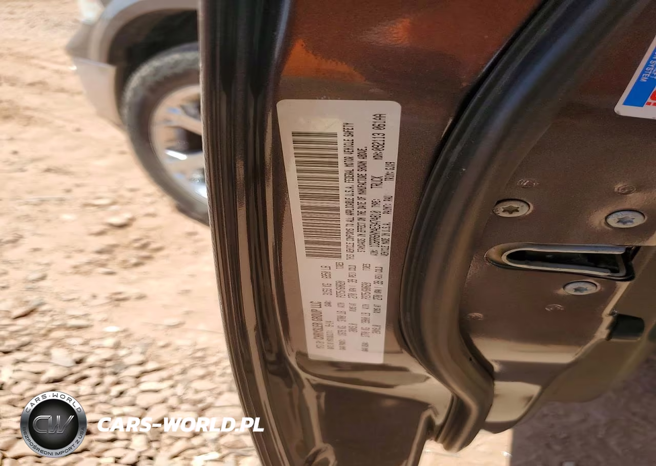 2014 Ram 1500 Laramie VIN:1C6RR6NM4ES474810 - 12