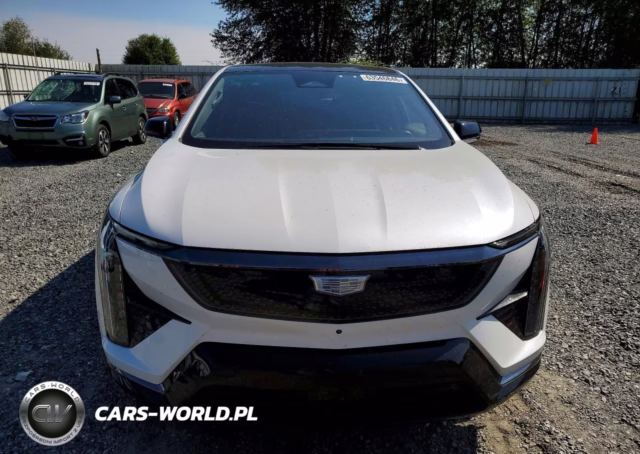 2025 Cadillac Optiq Sport VIN:3GYK3EMR6SS200909 - 5