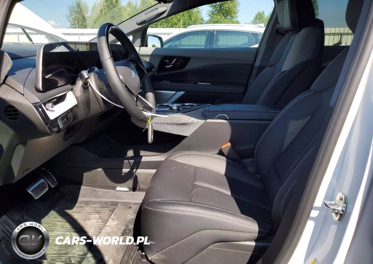 2025 Cadillac Optiq Sport VIN:3GYK3EMR6SS200909 - 7