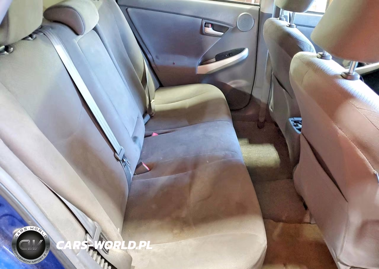 2011 Toyota Prius Three VIN:JTDKN3DU7B1409084 - 10