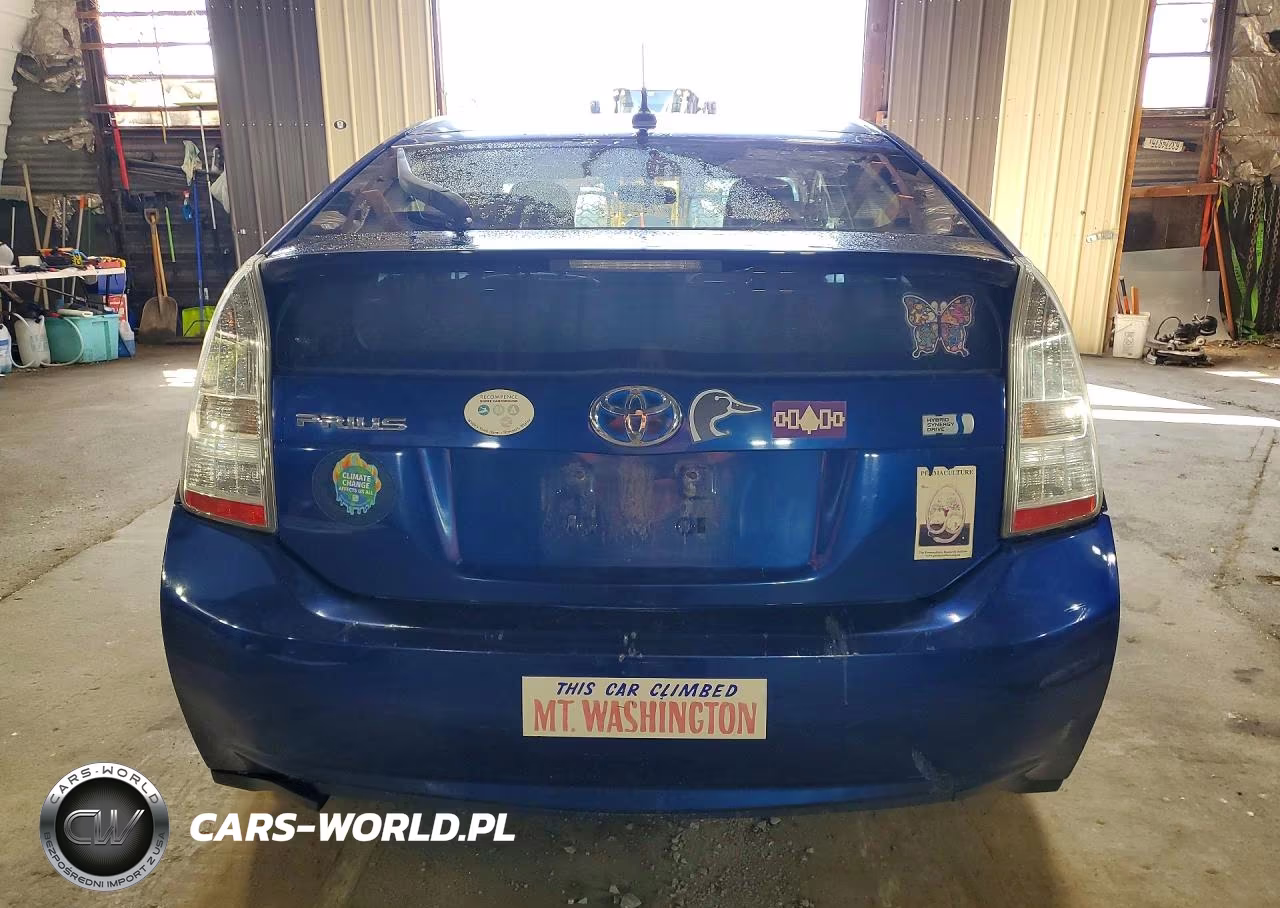 2011 Toyota Prius Three VIN:JTDKN3DU7B1409084 - 6