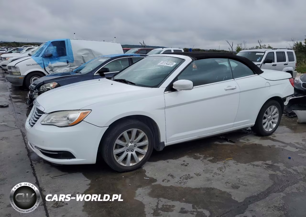 2012 Chrysler 200 Touring