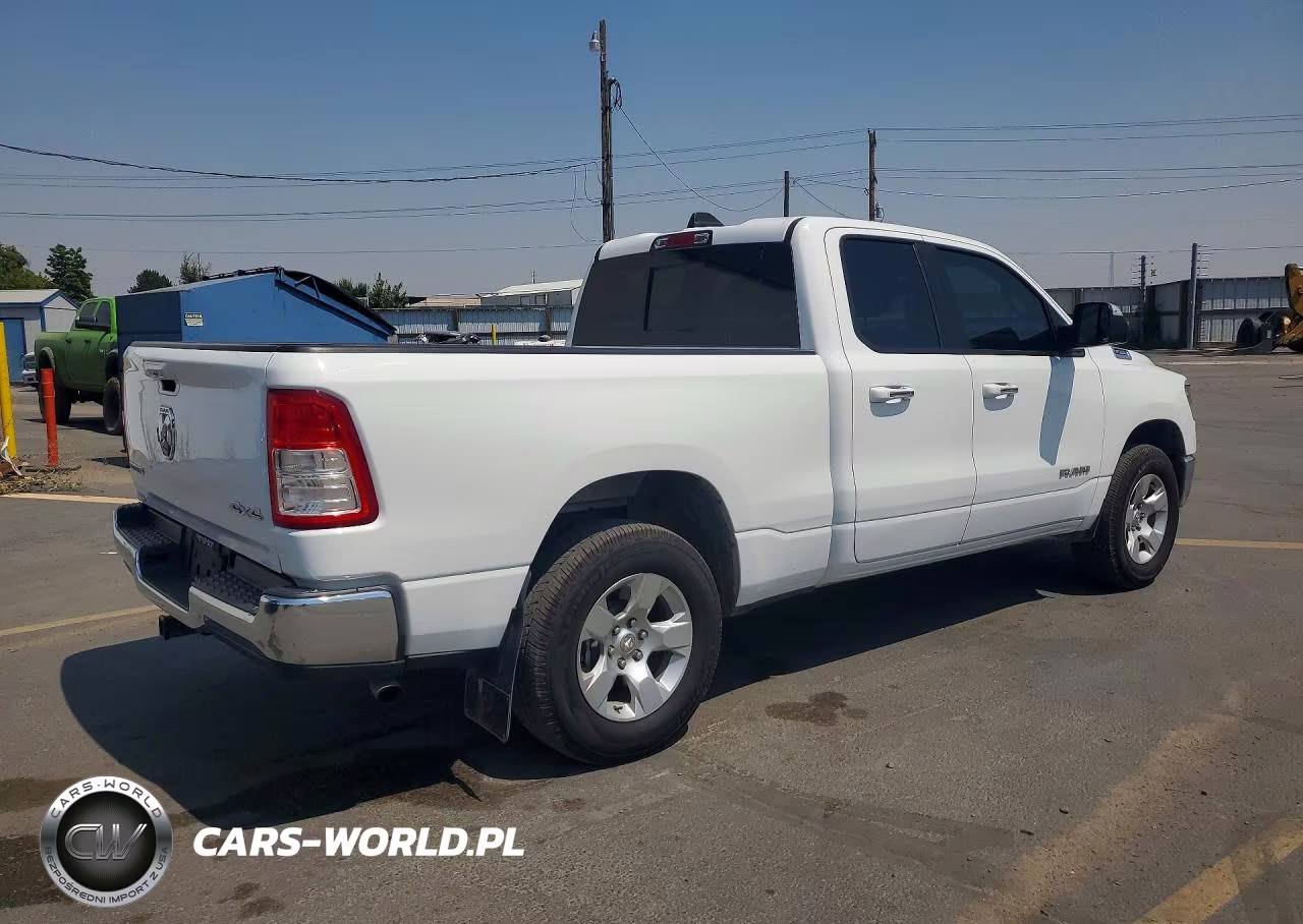 2020 Ram 1500 Big Horn-Lone Star VIN:1C6RRFBG8LN420131 - 3