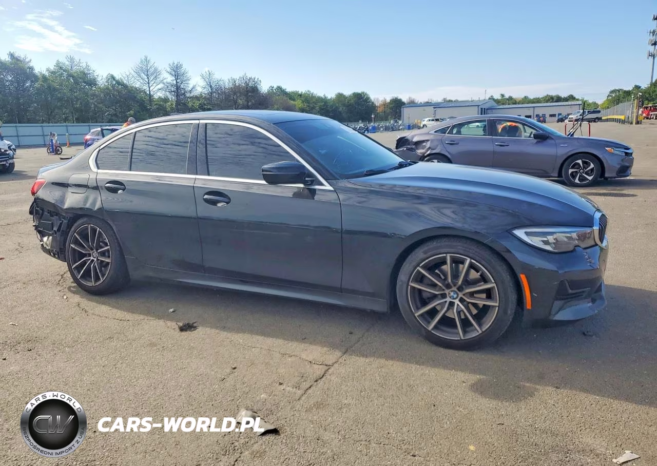 2019 BMW 330I VIN:WBA5R1C55KFH18524 - 4