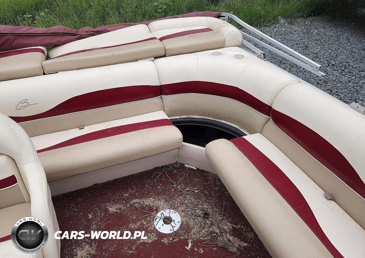 2000 Bennington Pontoon Boat VIN:ETW07539D000 - 10