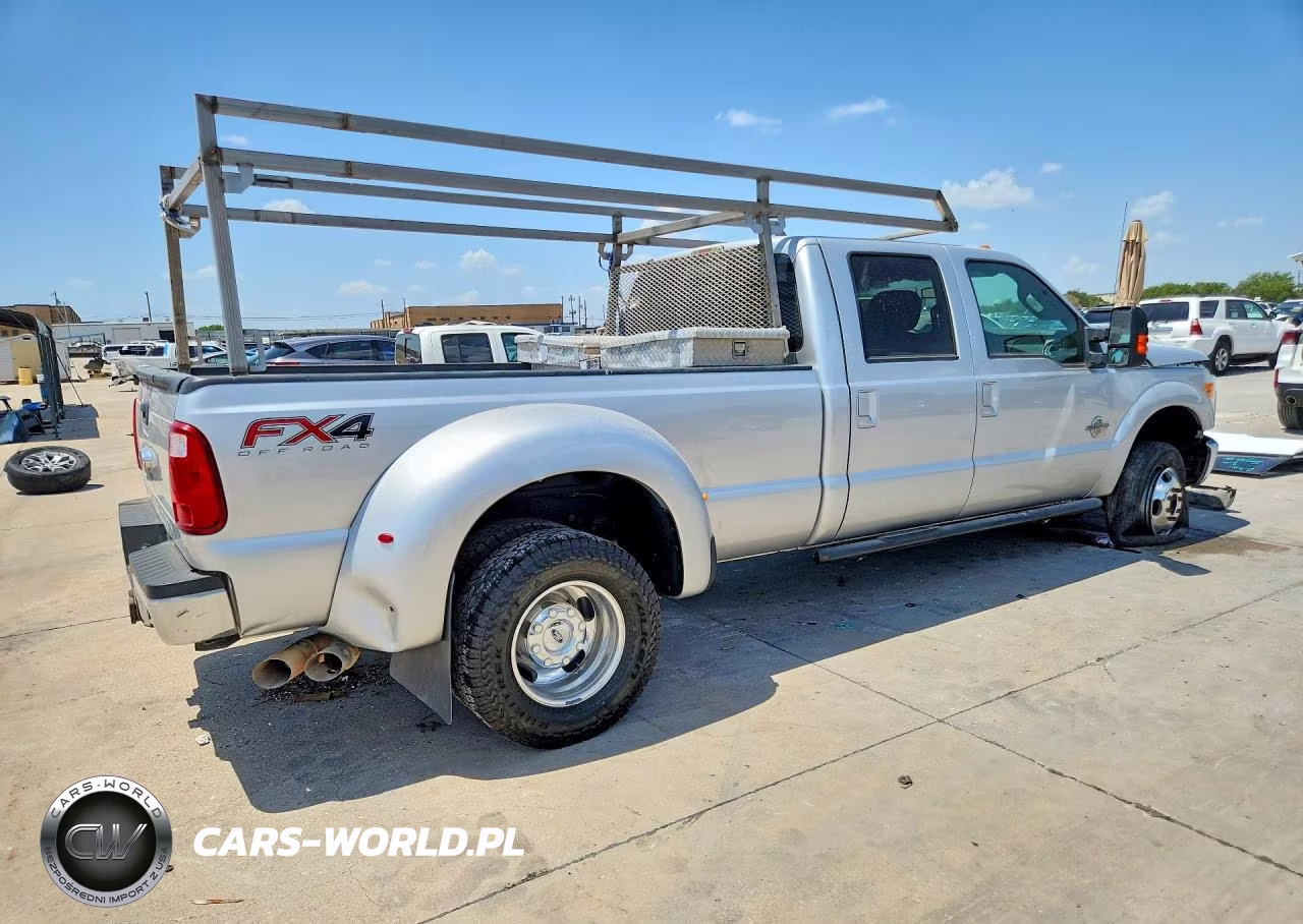 2015 Ford F350 Super Duty VIN:1FT8W3DT2FEC88204 - 3