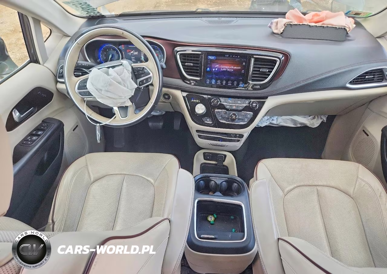 2017 Chrysler Pacifica Limited VIN:2C4RC1GG9HR633170 - 8