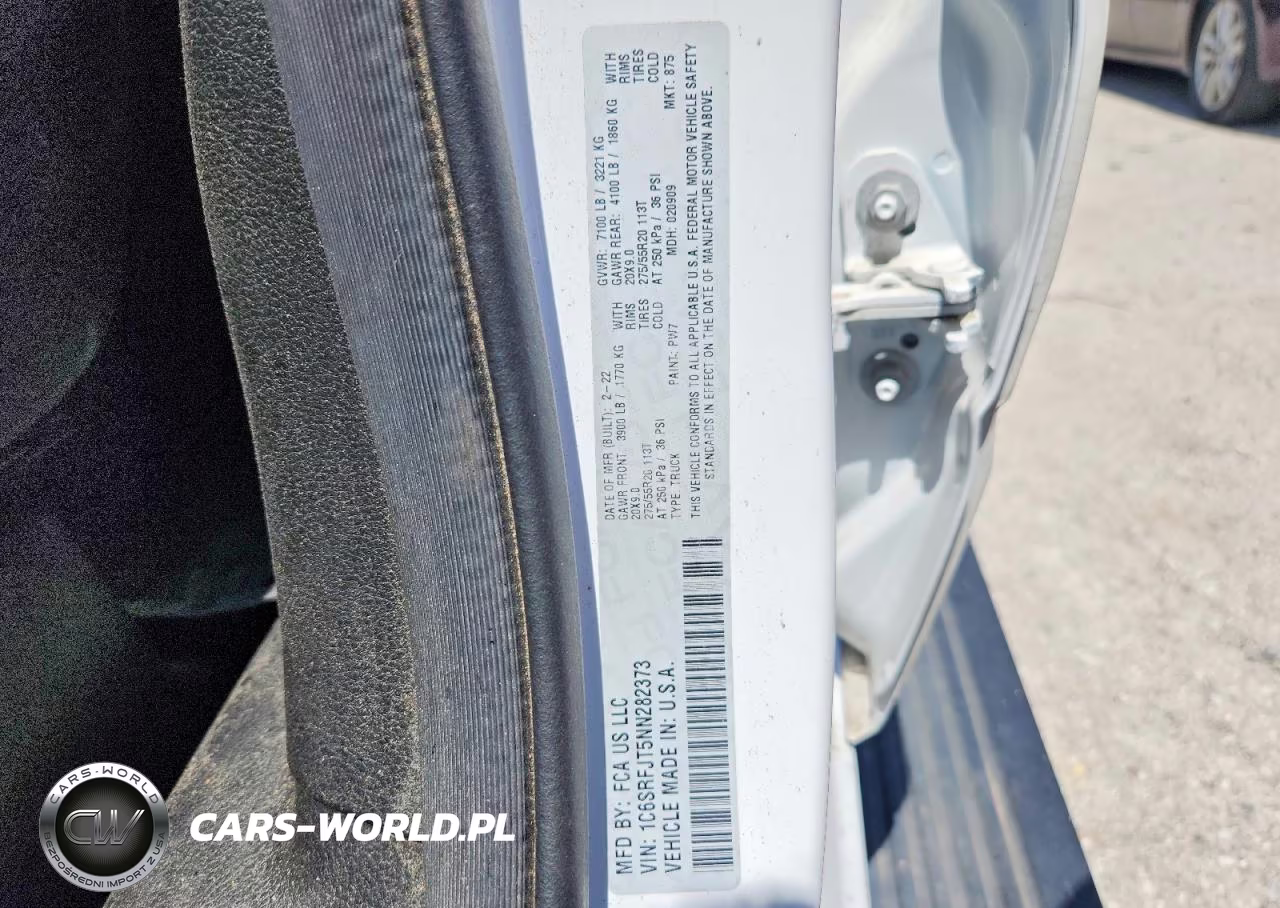 2022 Ram 1500 Laramie VIN:1C6SRFJT5NN282373 - 12
