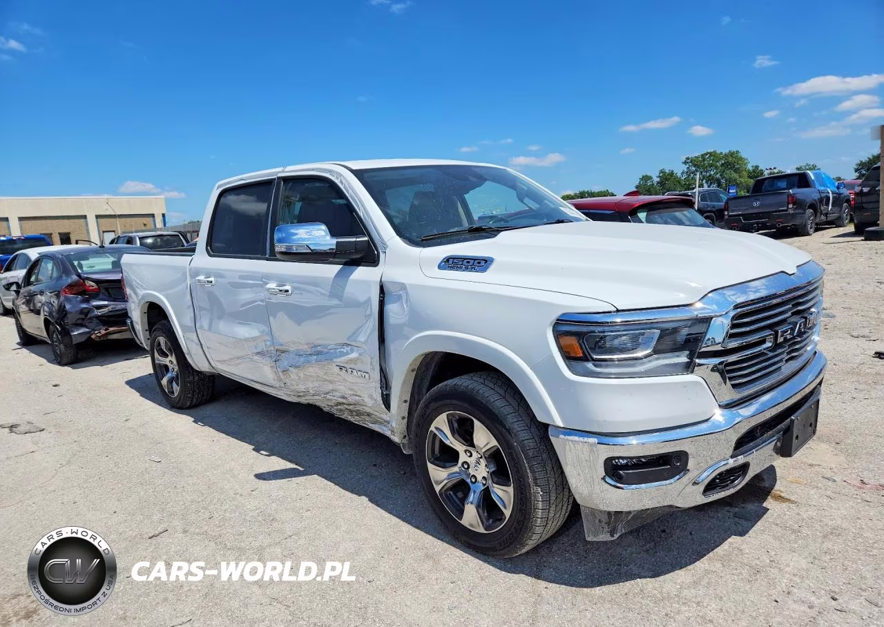 2022 Ram 1500 Laramie VIN:1C6SRFJT5NN282373 - 4