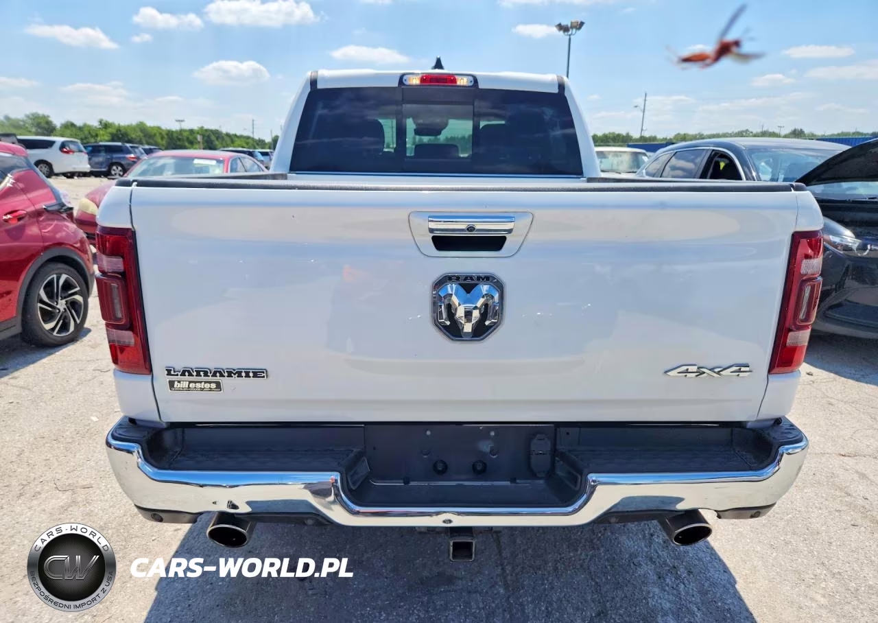 2022 Ram 1500 Laramie VIN:1C6SRFJT5NN282373 - 6