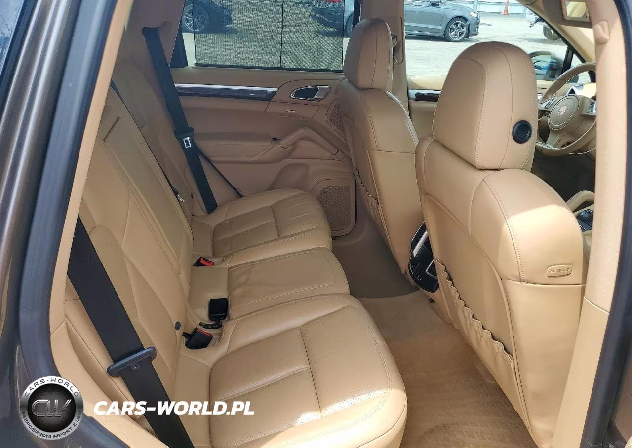 2014 Porsche Cayenne VIN:WP1AA2A2XELA00637 - 11