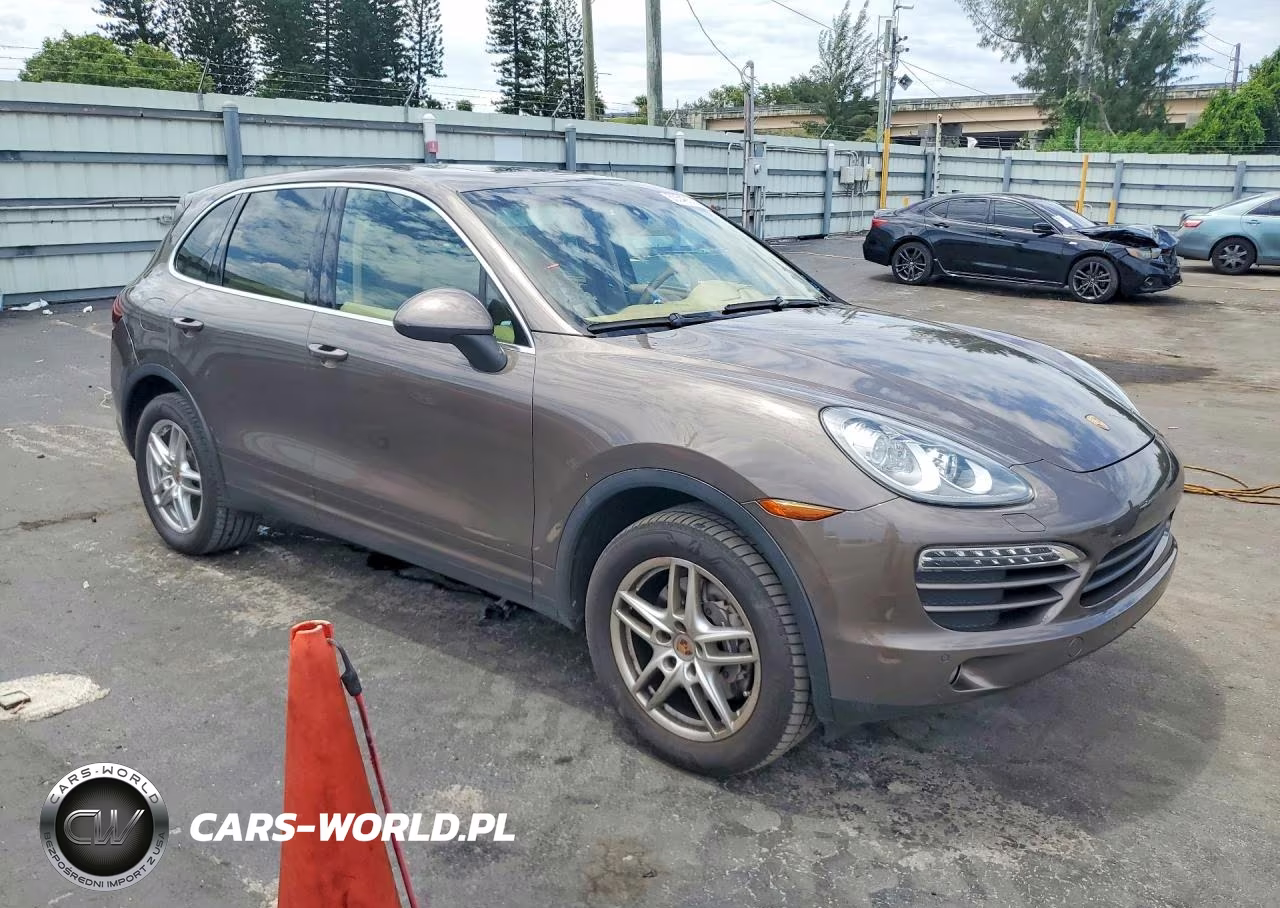 2014 Porsche Cayenne VIN:WP1AA2A2XELA00637 - 4