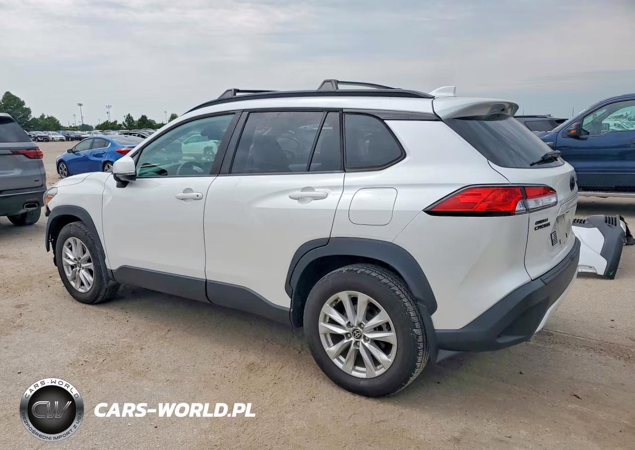 2022 Toyota Corolla Cross Le VIN:7MUBAABG9NV004192 - 2