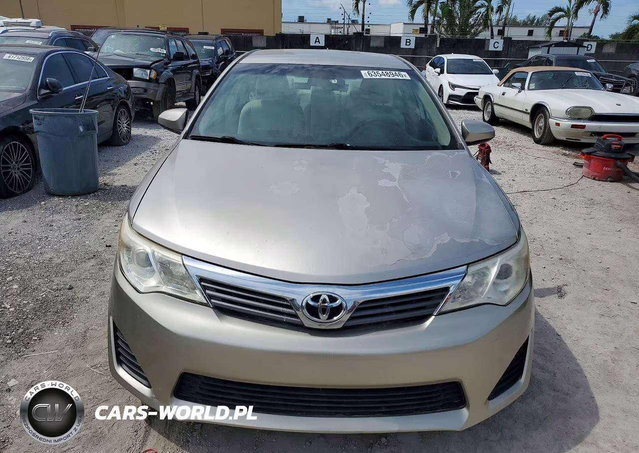 2014 Toyota Camry L VIN:4T1BF1FKXEU771499 - 5