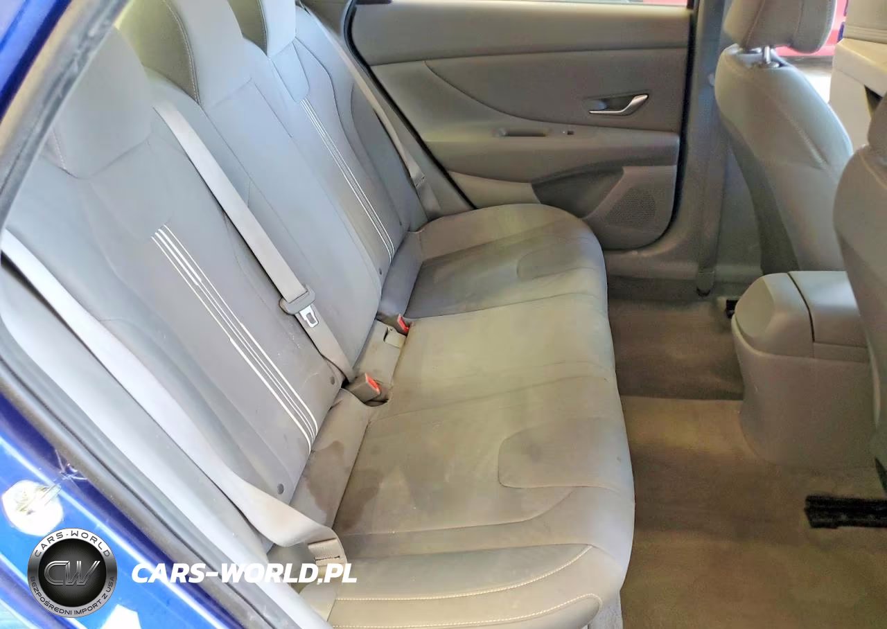 2023 Hyundai Elantra Sel VIN:5NPLS4AG2PH106795 - 10