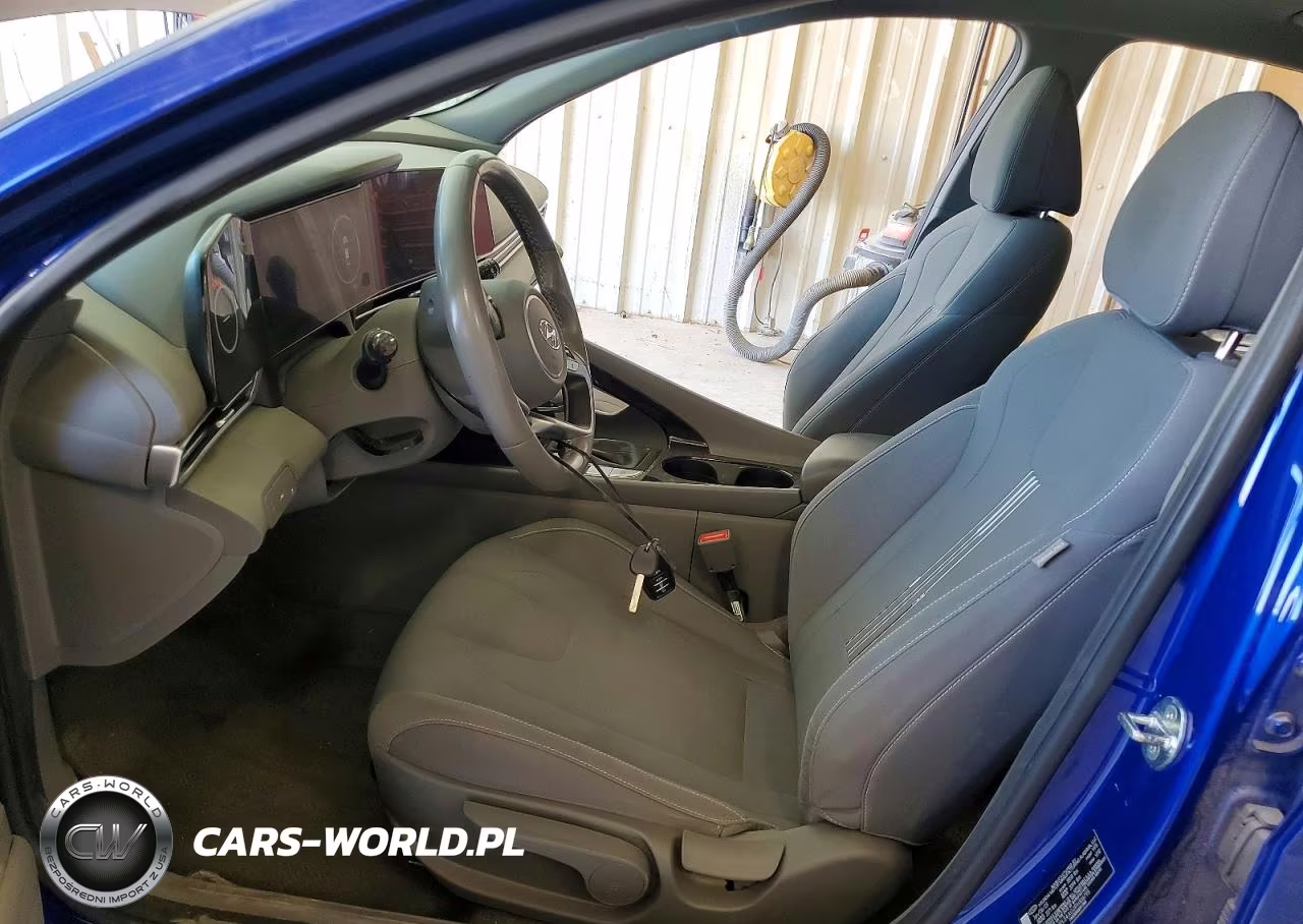 2023 Hyundai Elantra Sel VIN:5NPLS4AG2PH106795 - 7