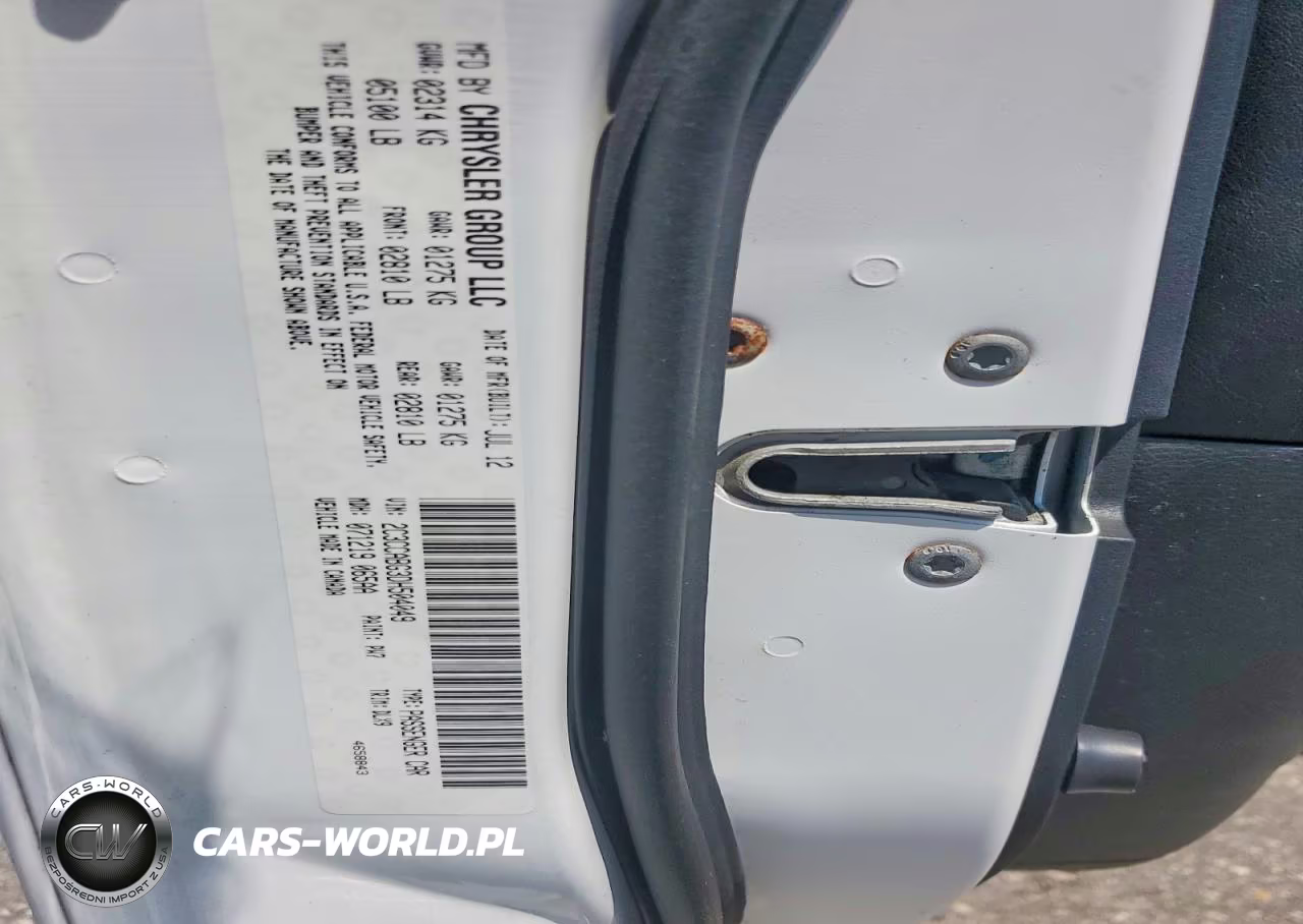 2013 Chrysler 300 S VIN:2C3CCABG3DH504049 - 12