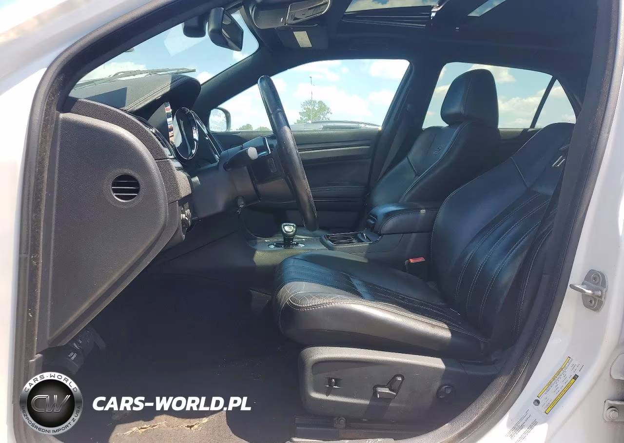 2013 Chrysler 300 S VIN:2C3CCABG3DH504049 - 7