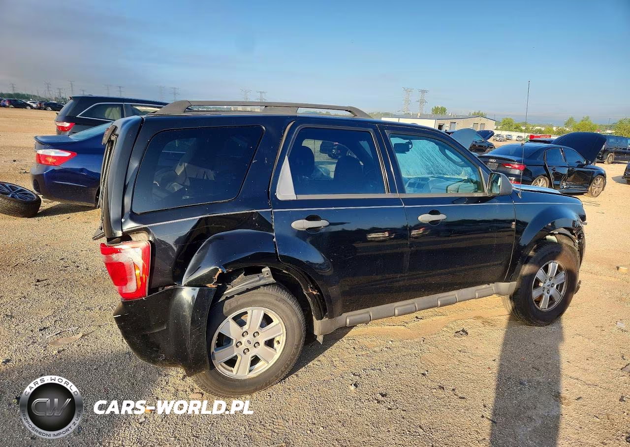 2009 Ford Escape Xlt VIN:1FMCU03719KA38327 - 3
