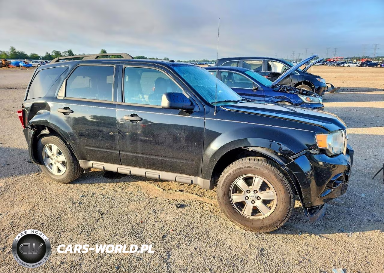 2009 Ford Escape Xlt VIN:1FMCU03719KA38327 - 4