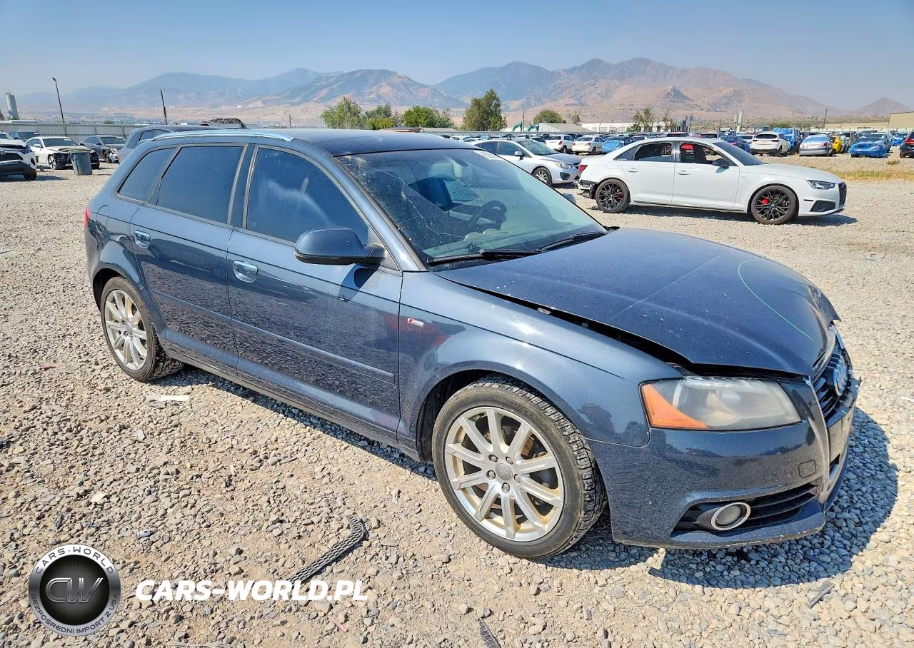 2012 Audi A3 Premium Plus VIN:WAUKJAFM4CA087659 - 4