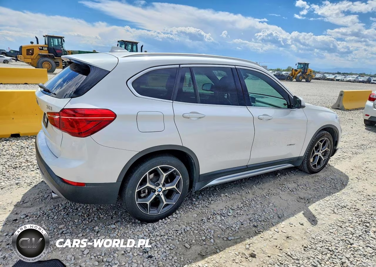2016 BMW X1 xDrive28I VIN:WBXHT3C30GP887427 - 3