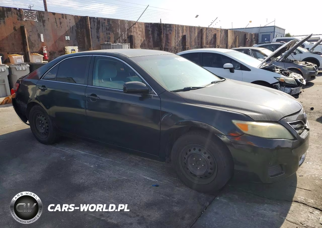 2011 Toyota Camry Le VIN:4T4BF3EK8BR124887 - 4