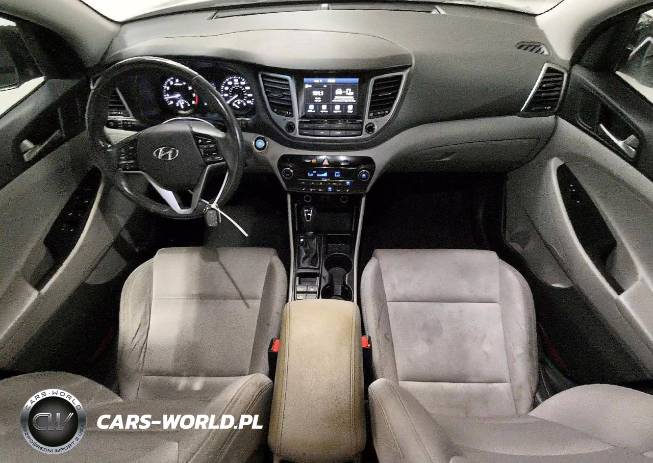 2018 Hyundai Tucson Value VIN:KM8J33A29JU764111 - 8